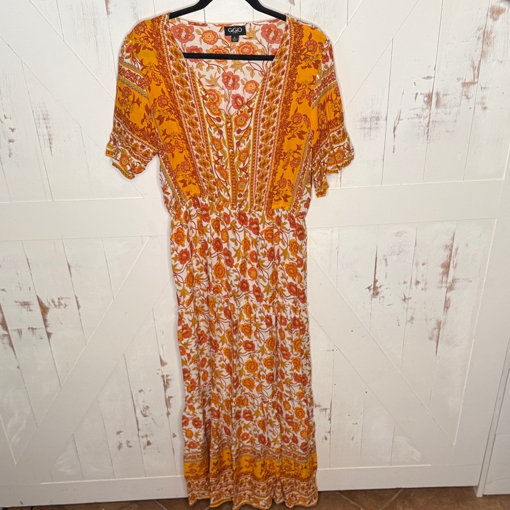 Gigio Orange and White Floral Bohemian Maxi Dress